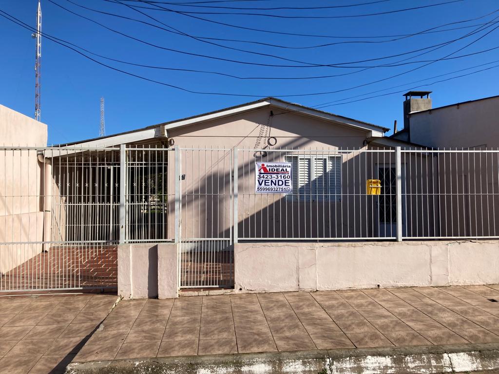 Imobiliária Ideal Quaraí - Vila Kennedy - Rua Macedo Couto, 90